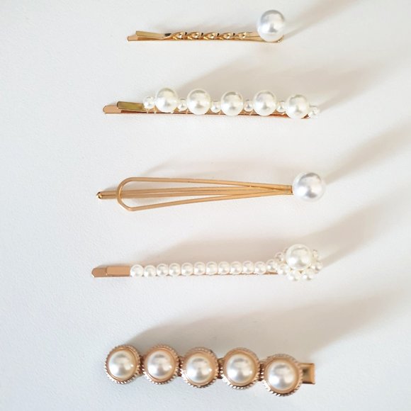 ADD ON ITEM ** Pearl Hairclips - Picture 2 of 3